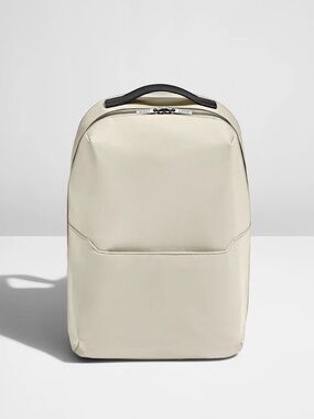 Away The Everywhere Zip Backpack in Salt White